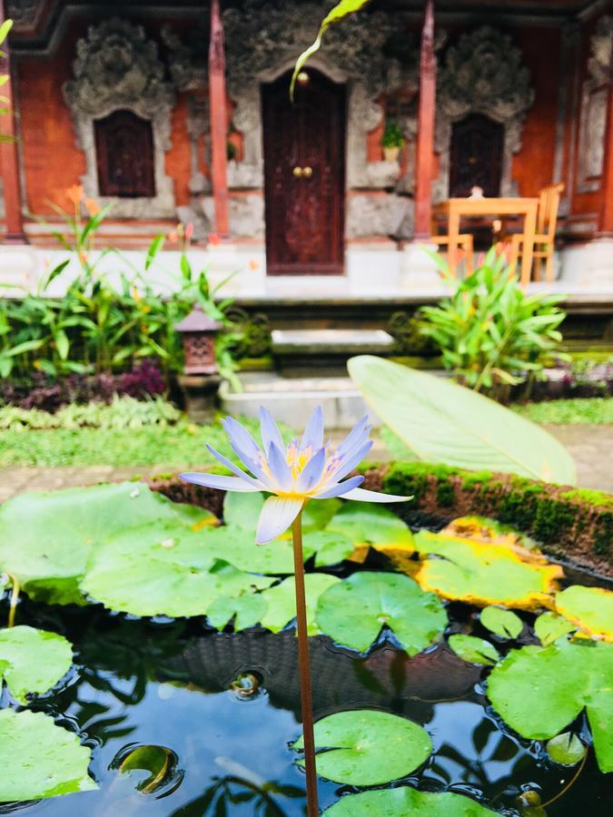 Local Family House Hotel Gianyar  Exterior photo