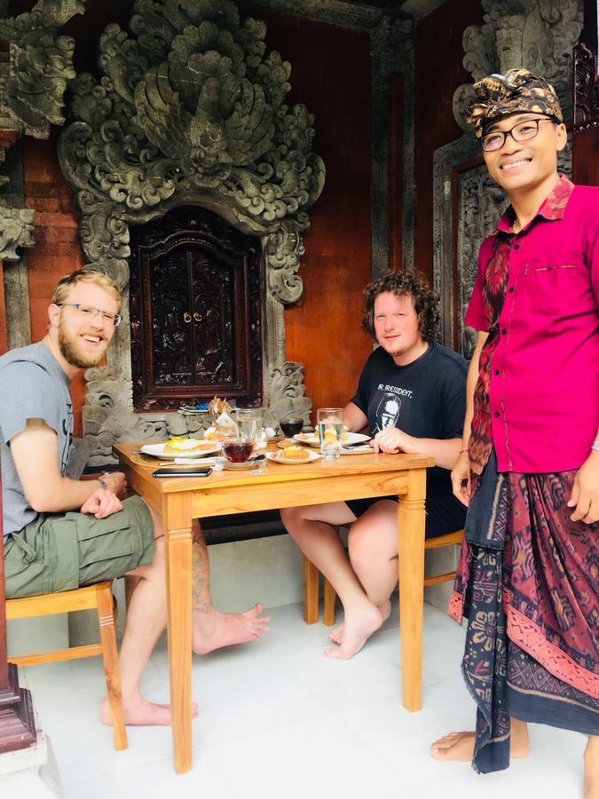 Local Family House Hotel Gianyar  Exterior photo